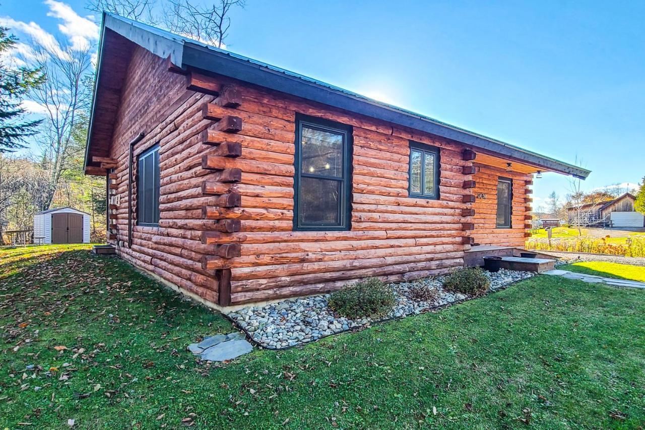 Blackbear Log Cabin Morrisville Екстериор снимка