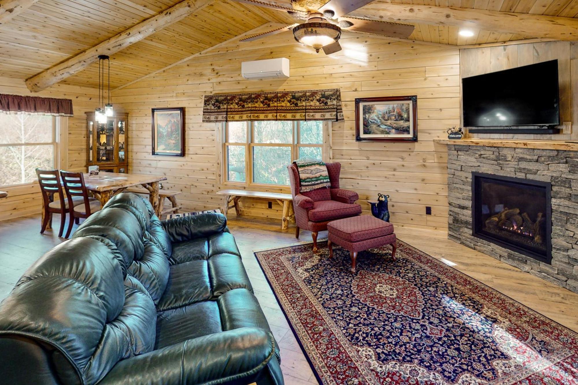 Blackbear Log Cabin Morrisville Екстериор снимка